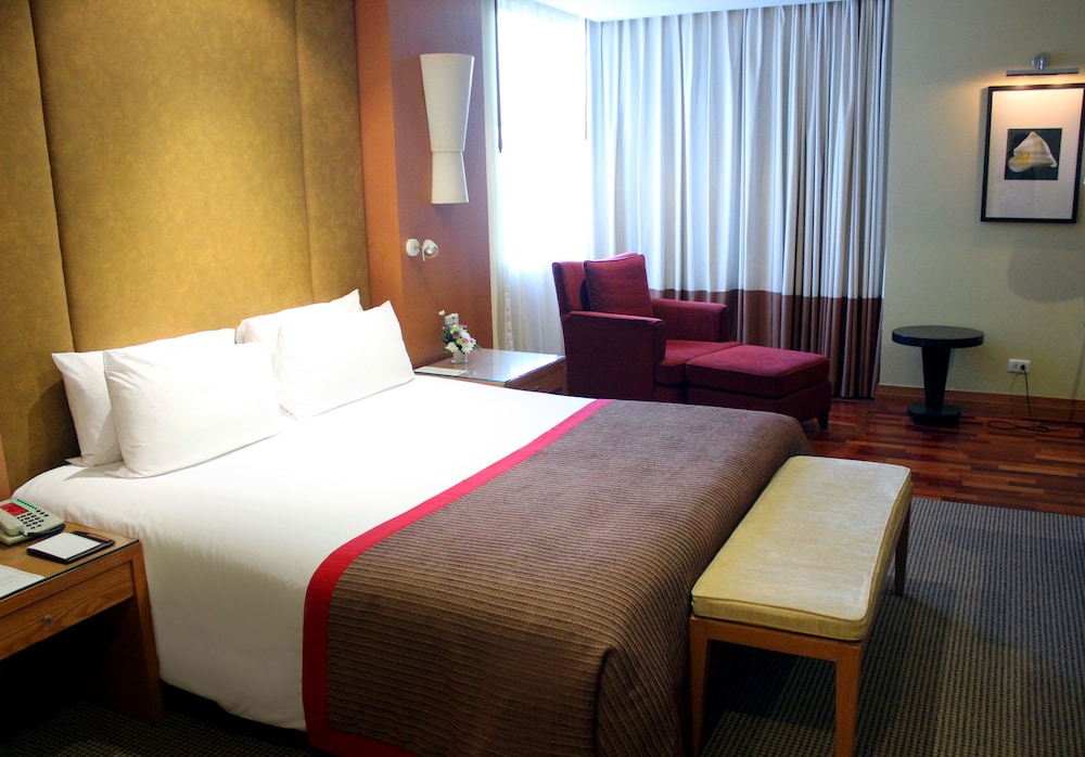 Centara Hotel Hat Yai 8/79