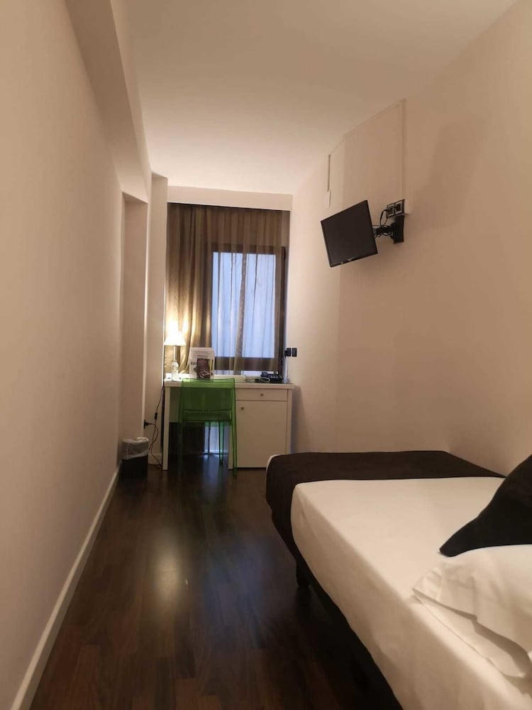 Hotel Teruel Plaza 3/28
