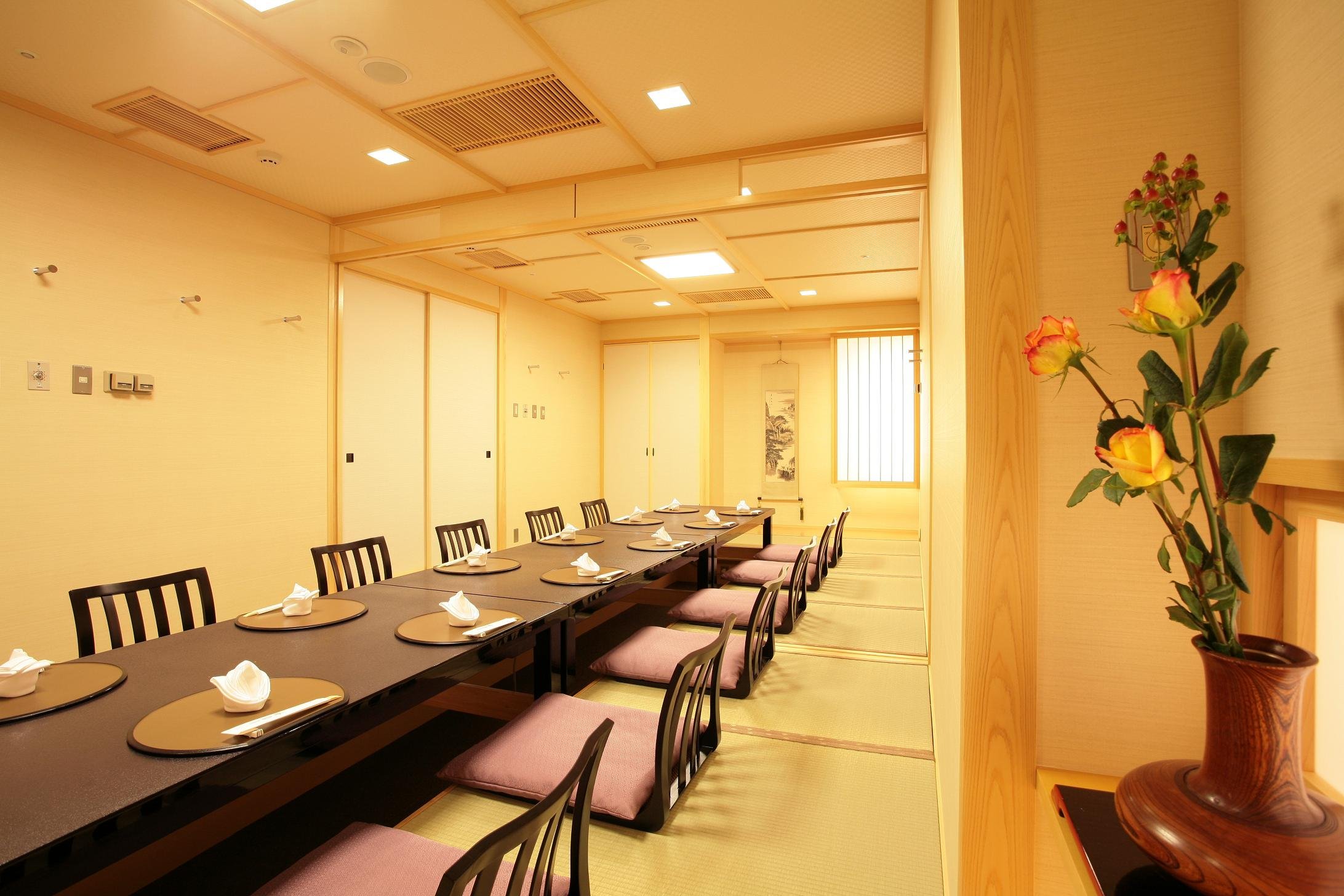 Crown Palais Hamamatsu(ex.Meitetsu) 52/64