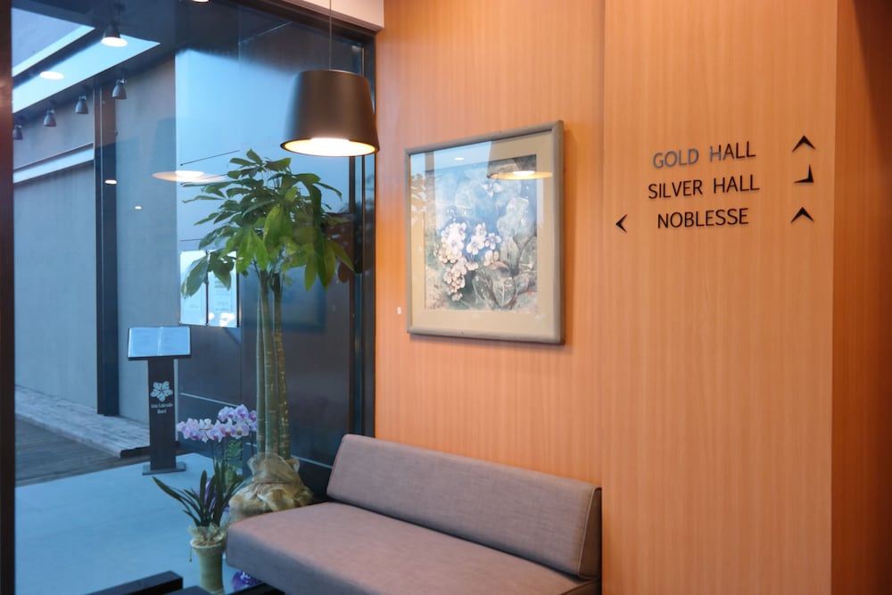 Asia Lakeside Hotel 7/50