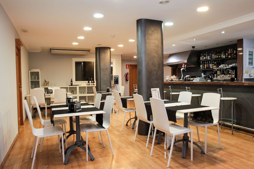 Hotel 139 50/63