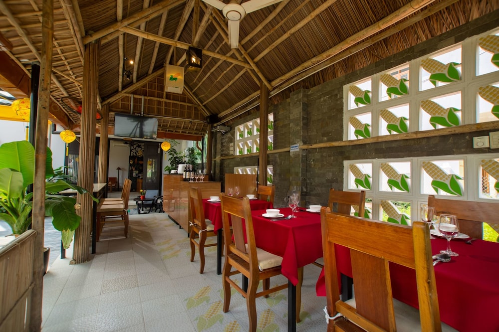 Hoi An Corn Riverside Villa 21/33