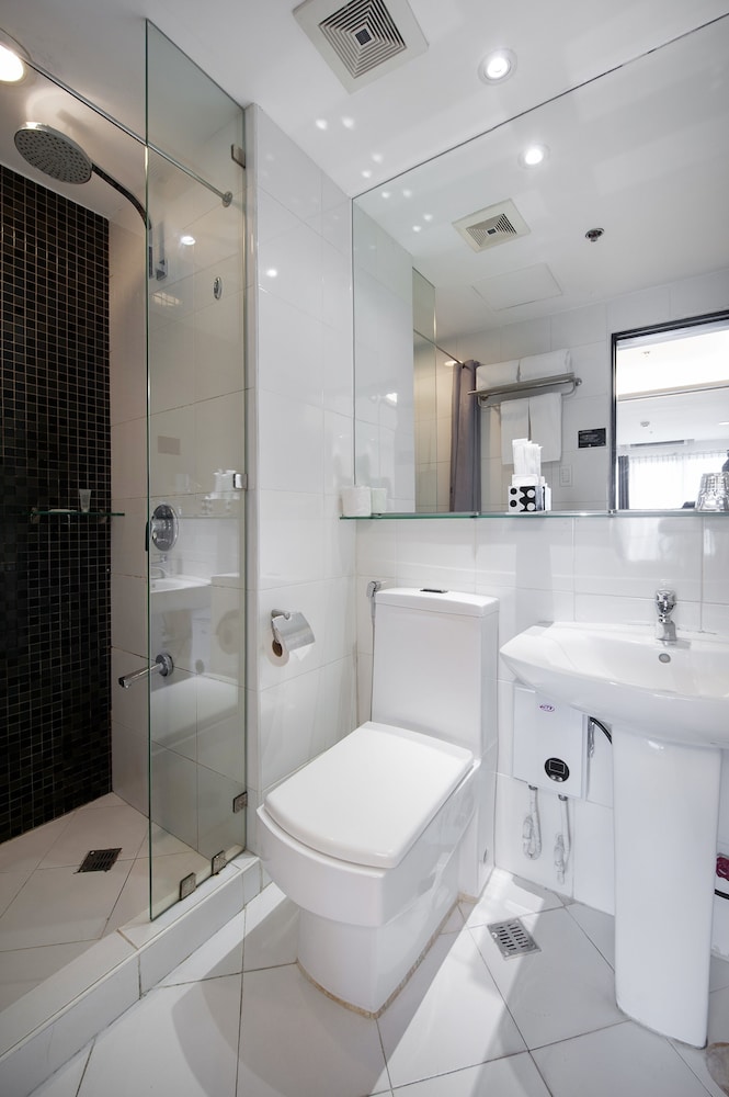 Y2 Residence Hotel 67/68