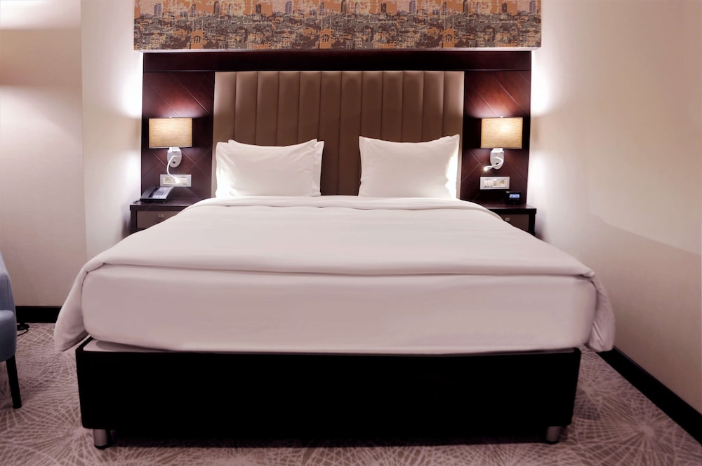 Doubletree By Hilton Istanbul Umraniye 24/63