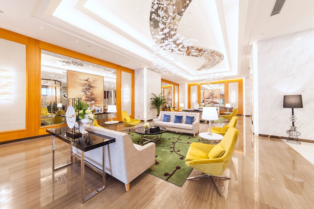 Suisse Place Hotel Residence Cmctaizhou 4/19