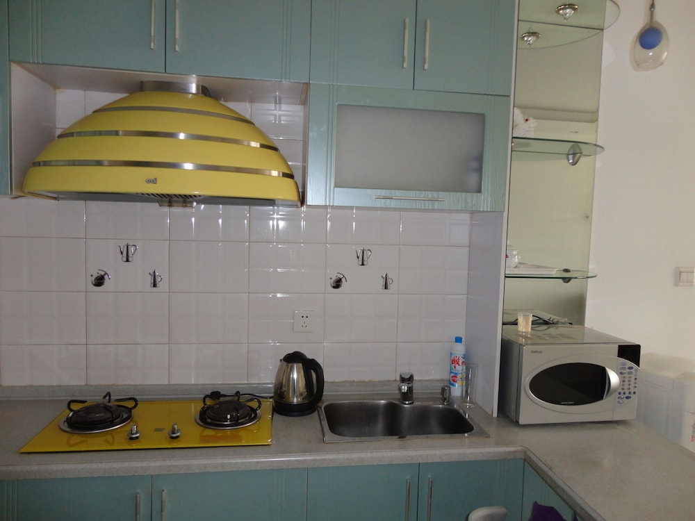 Dalian Xiuzhu Building Apartment 8/50