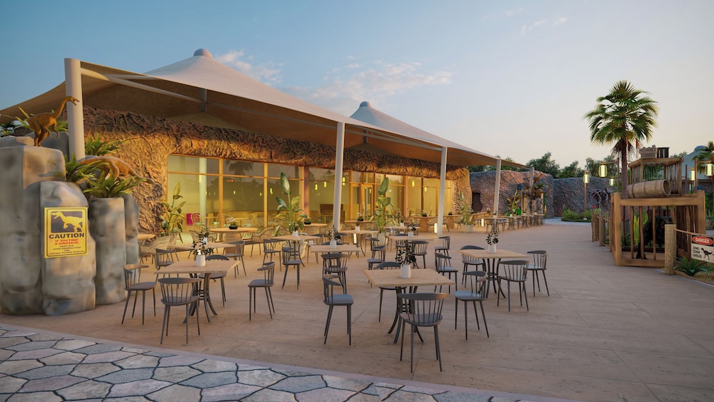 T-Rex Glamping Dubai Parks and Resorts 20/48
