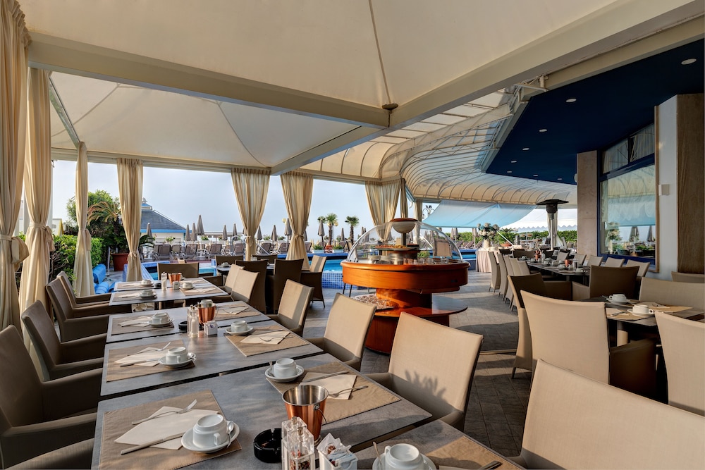 Hotel Cavalieri Palace 75/90