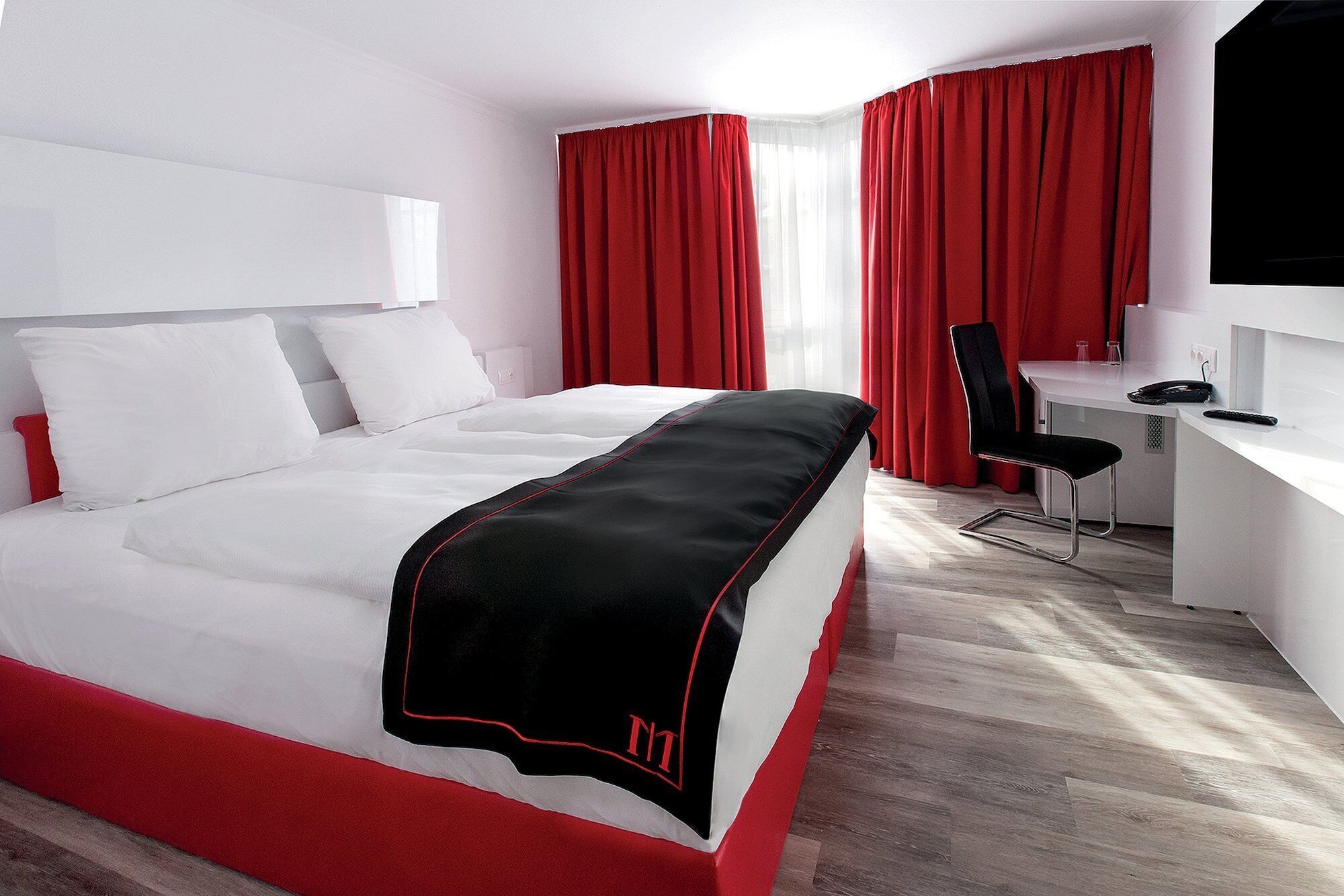 STANDARD, DOUBLE BED