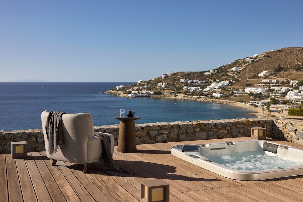 Amazon Mykonos Resort And Spa 26/46