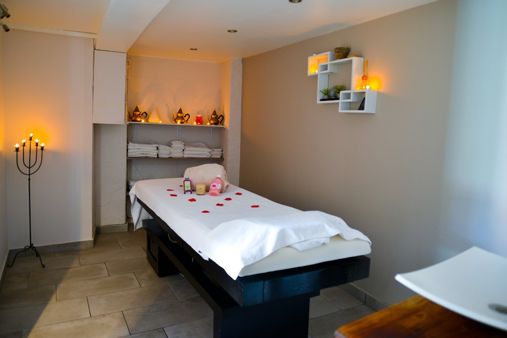 Hôtel Le Catalan Restaurant Le Miradou 39/67