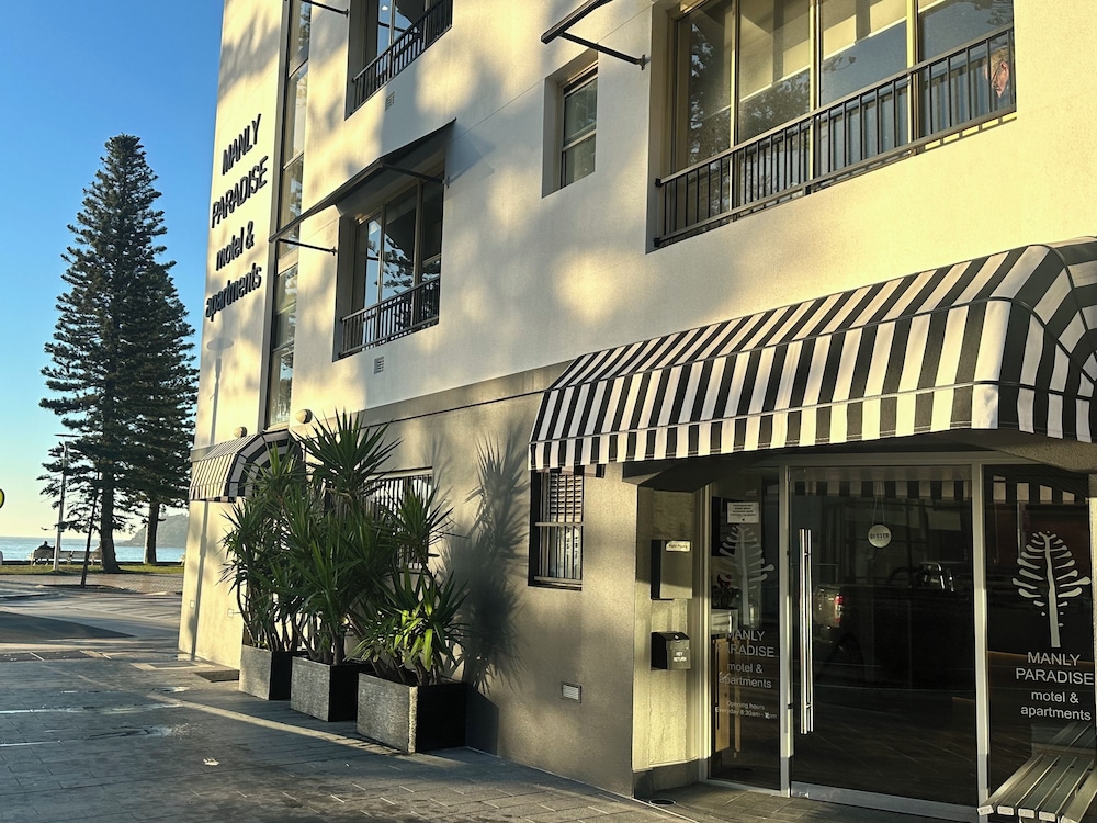 MANLY PARADISE MOTEL AND APARTMENTS 56/66