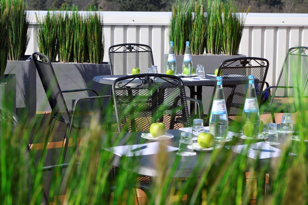 Radisson Blu Hotel, Karlsruhe 73/78