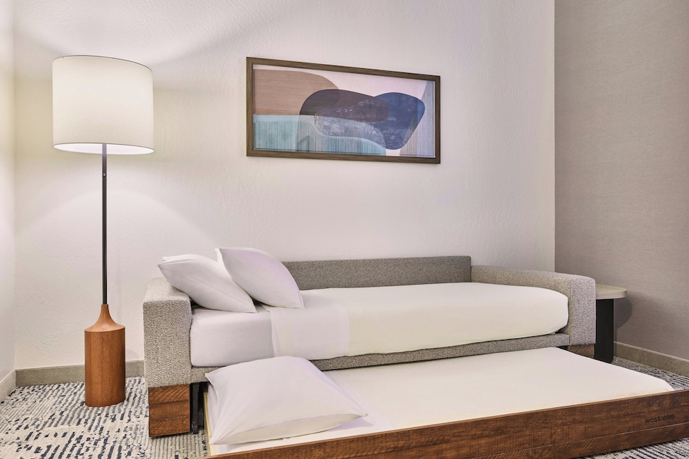 Springhill Suites Phoenix Glendale Peoria 16/49