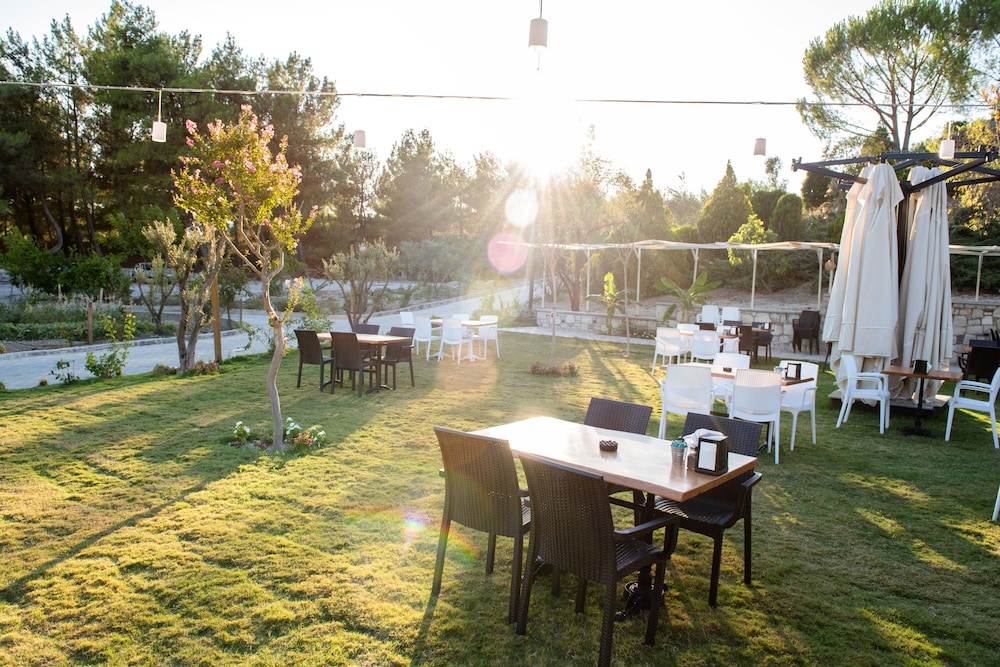Myhouse Urla Butik Otel 35/50