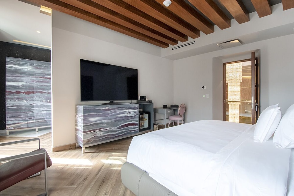 L Hotel Perla Boutique 17/58