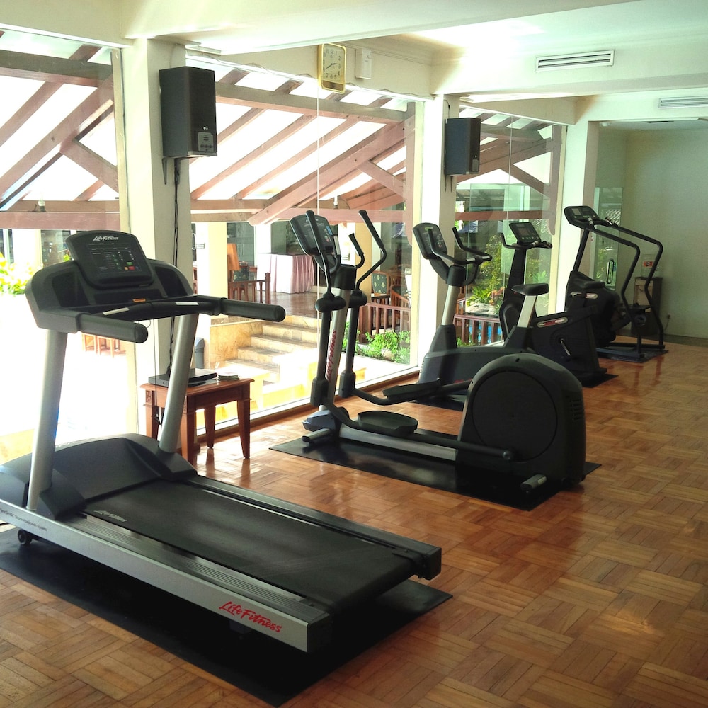Resor Tuban Tropis 16/30