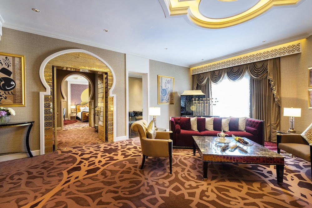 Ezdan Palace Hotel 41/59
