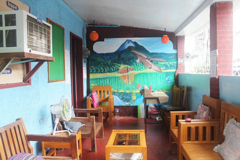 J's Backpackers Hostel 11/17