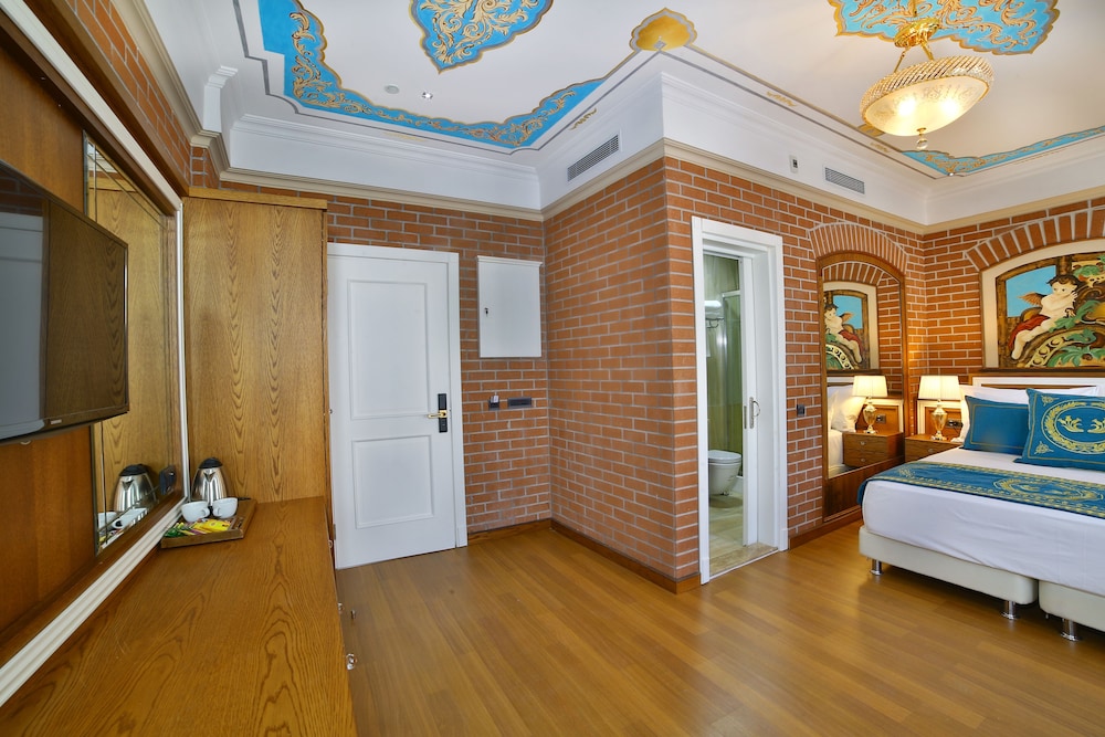 Seven Hills Palace & Spa 33/72