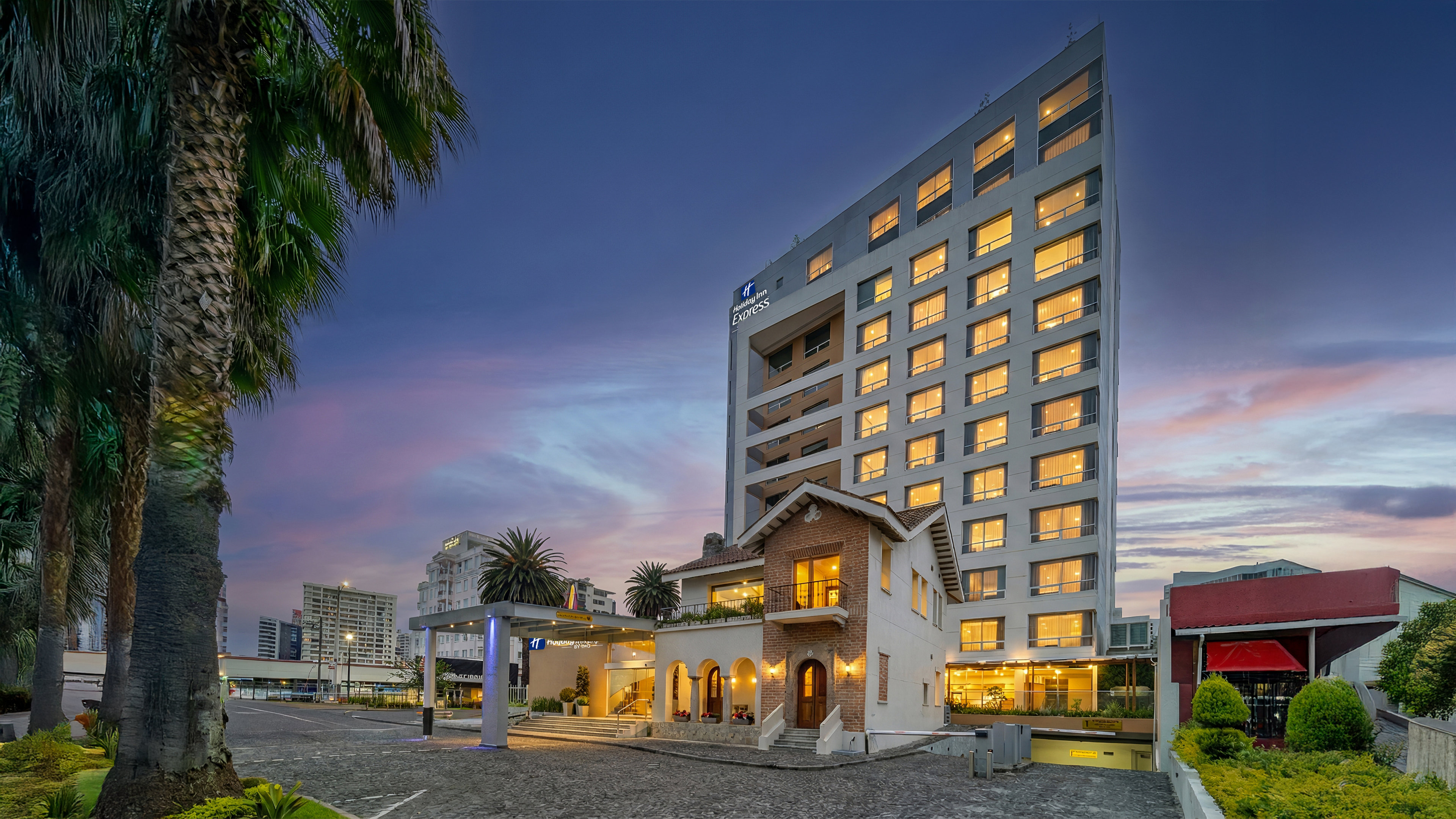 HOLIDAY INN EXPRESS QUITO 4/66