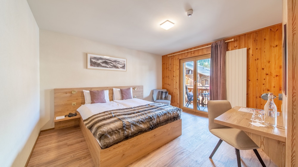 VIU Hotel Villars 7/50
