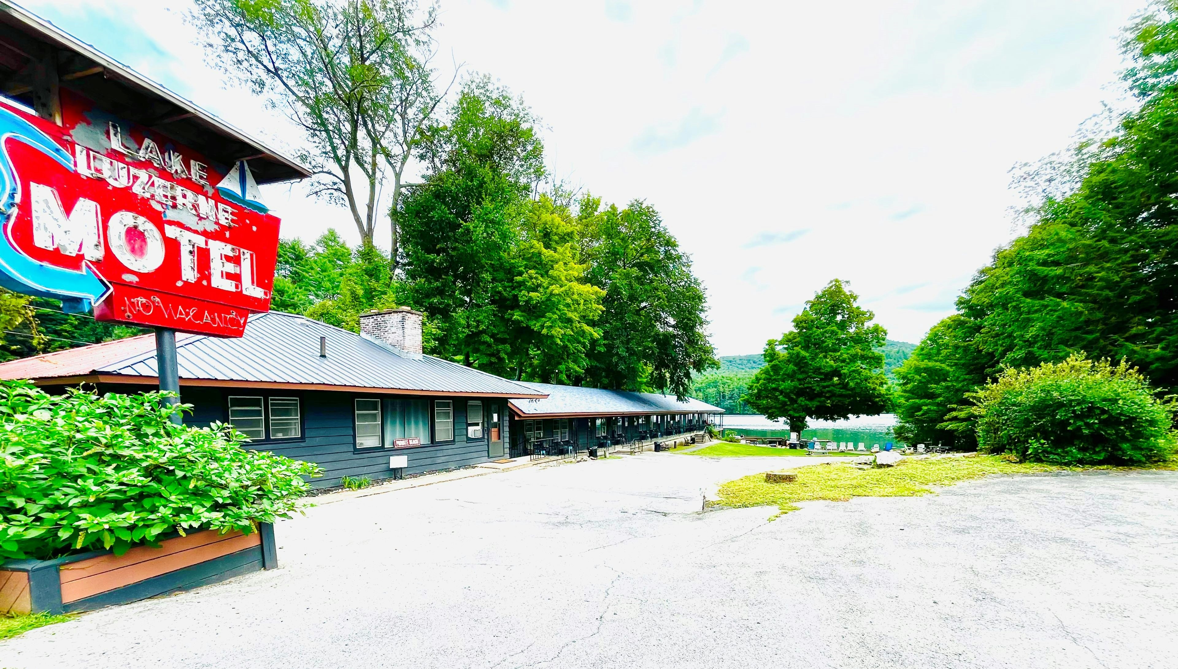 Motel Luzerne 32/40