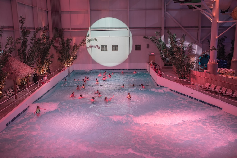 Hotel De Glace (Ice Hotel) 14/36