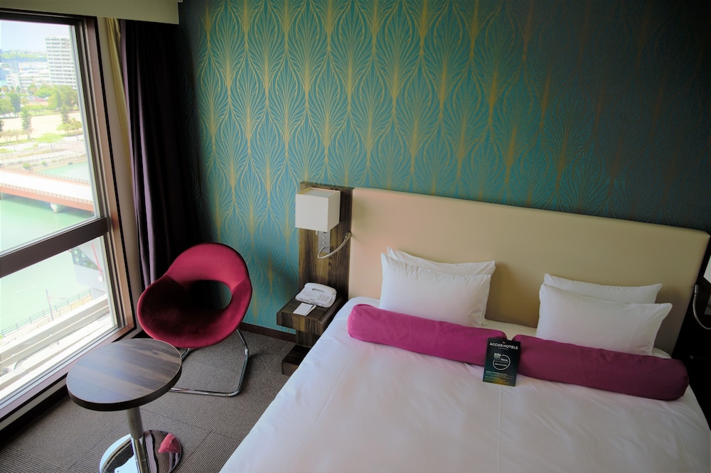 Mercure Okinawa Naha 17/65