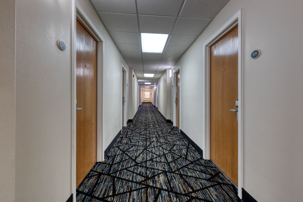 All Towne Suites 24/54