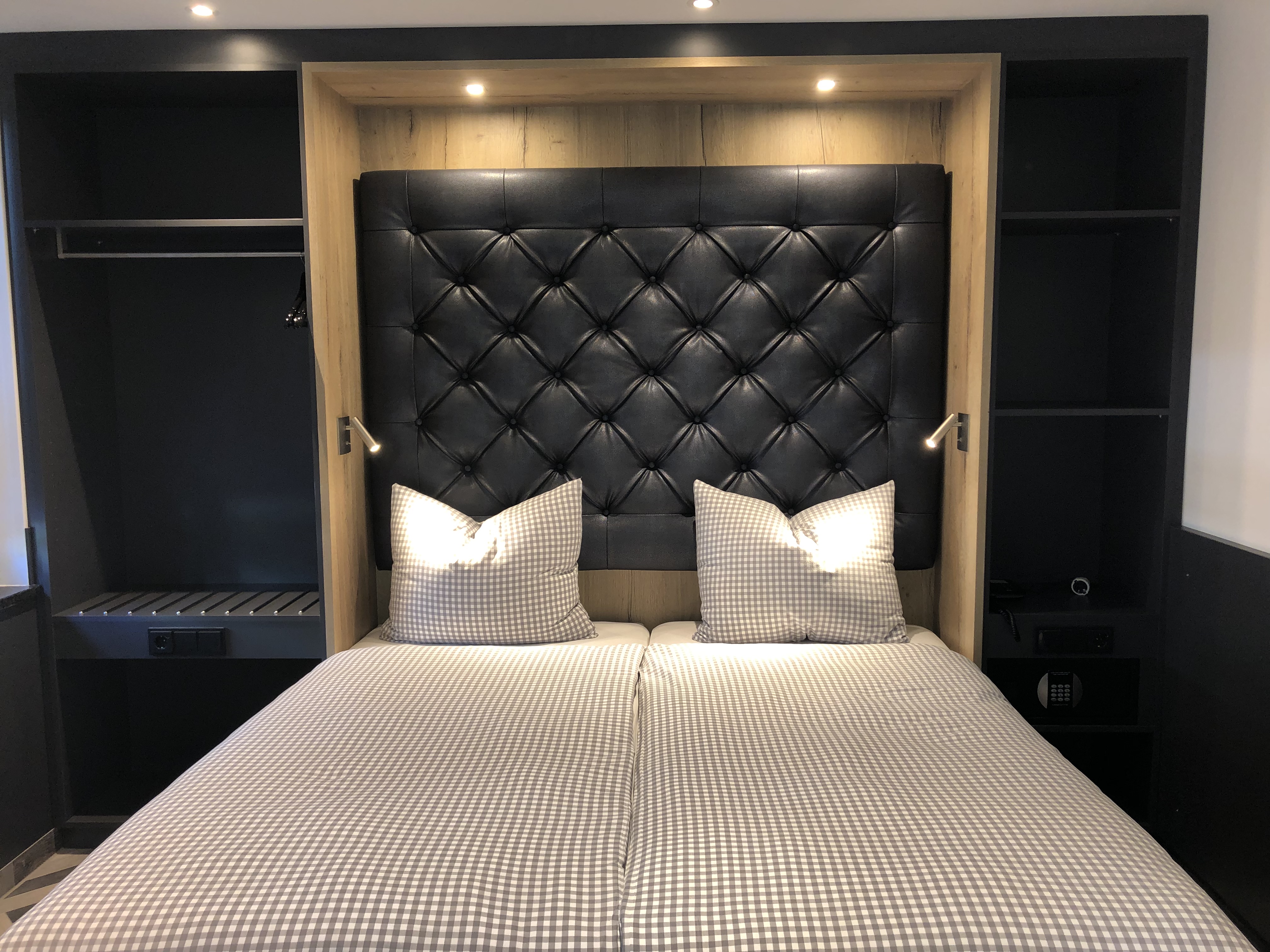 Standard, Double Bed