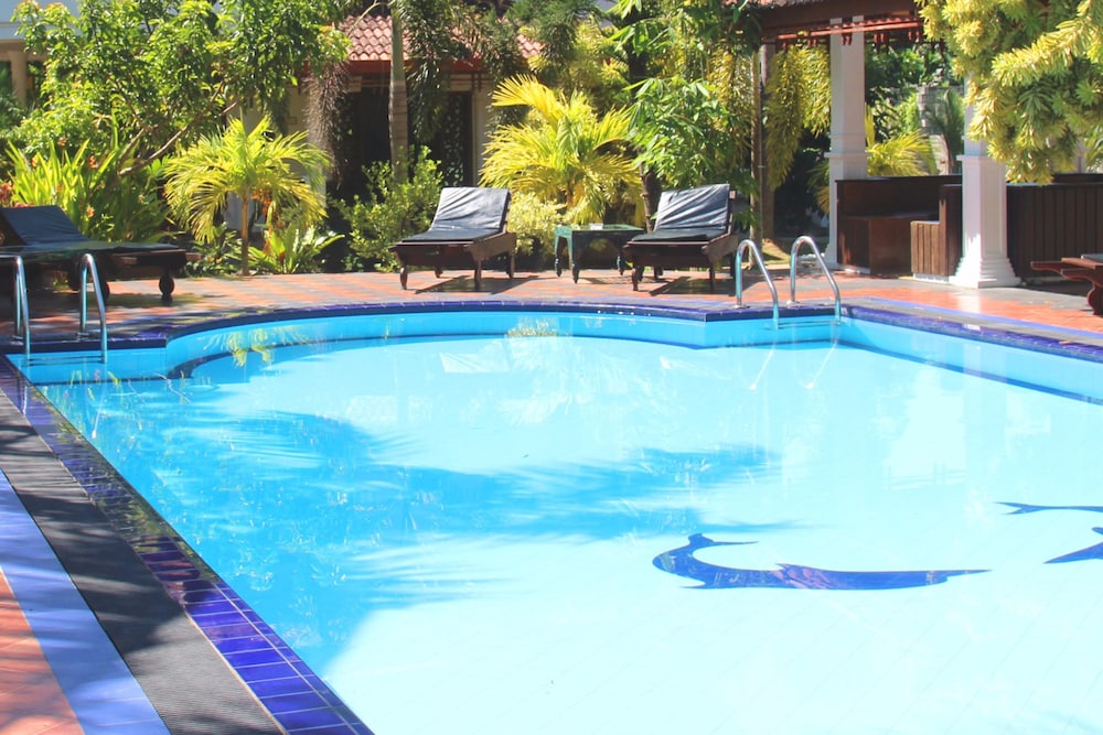 Relax Resort Villa 10/19