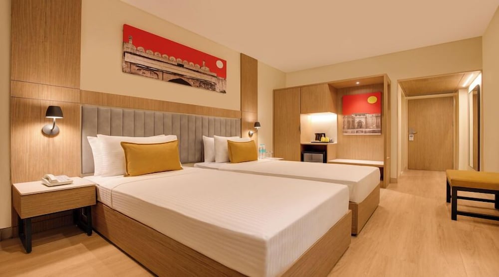 EXECUTIVE, TWIN BEDS