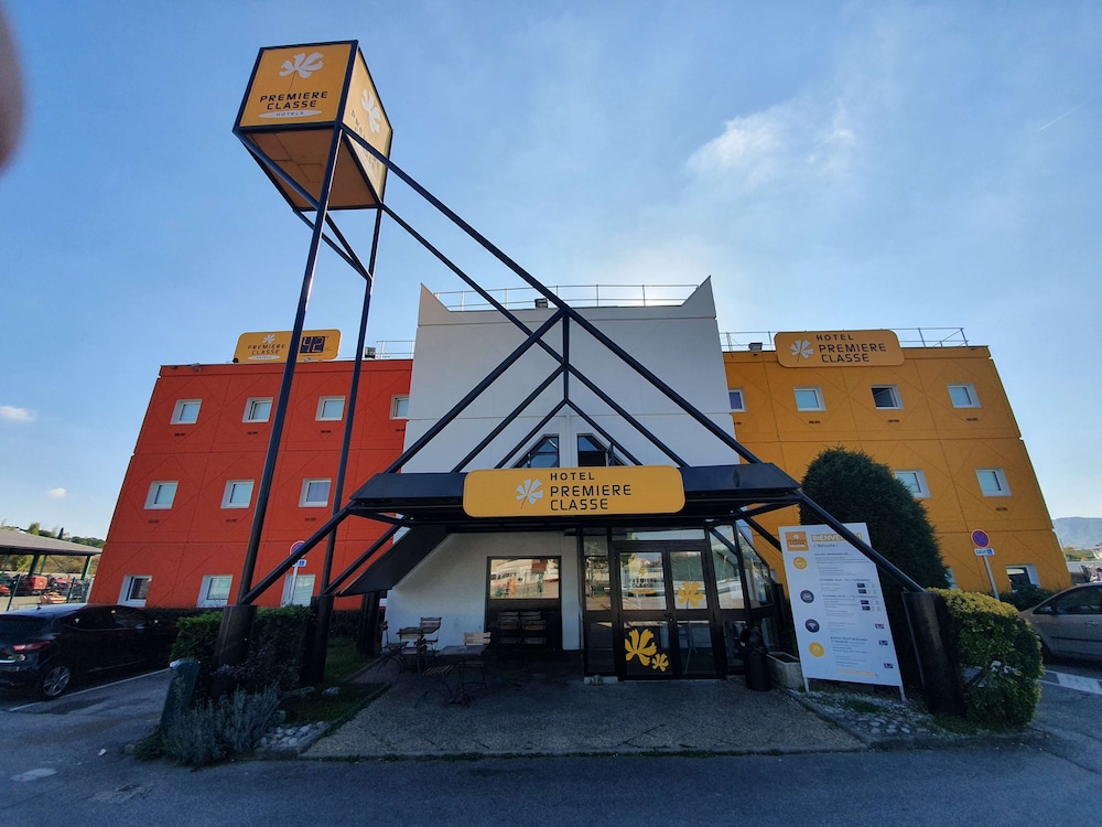 Hotelf1 Valence Nord 4/61