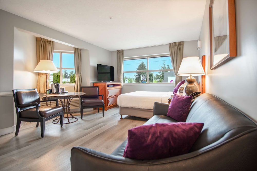 Coast Parksville Hotel 27/50