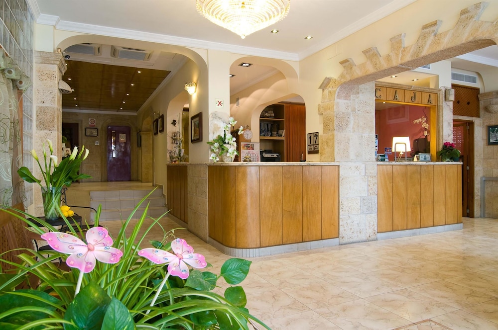 Balear Hotel 8/39