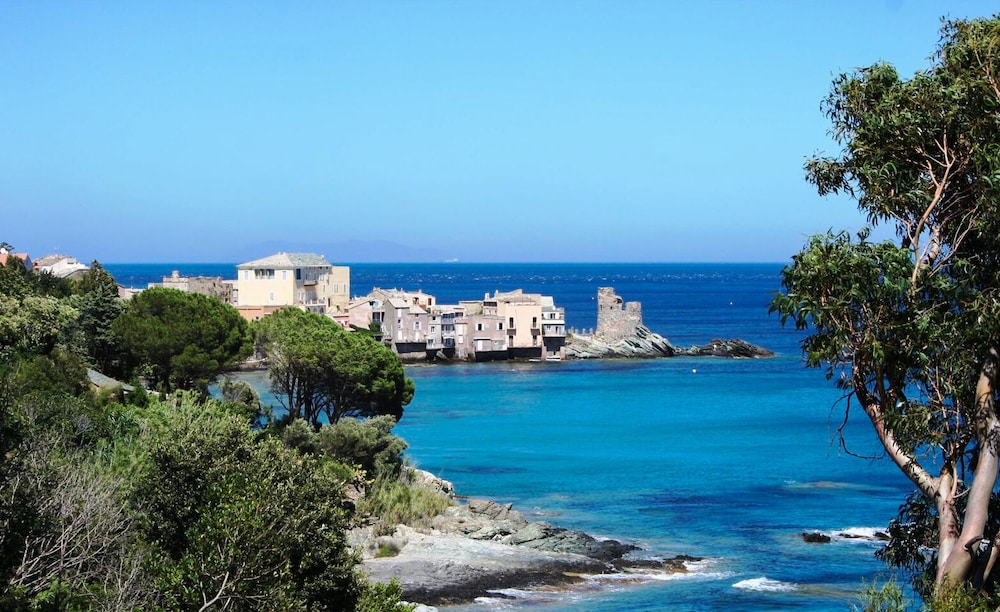 Castel Brando 39/50