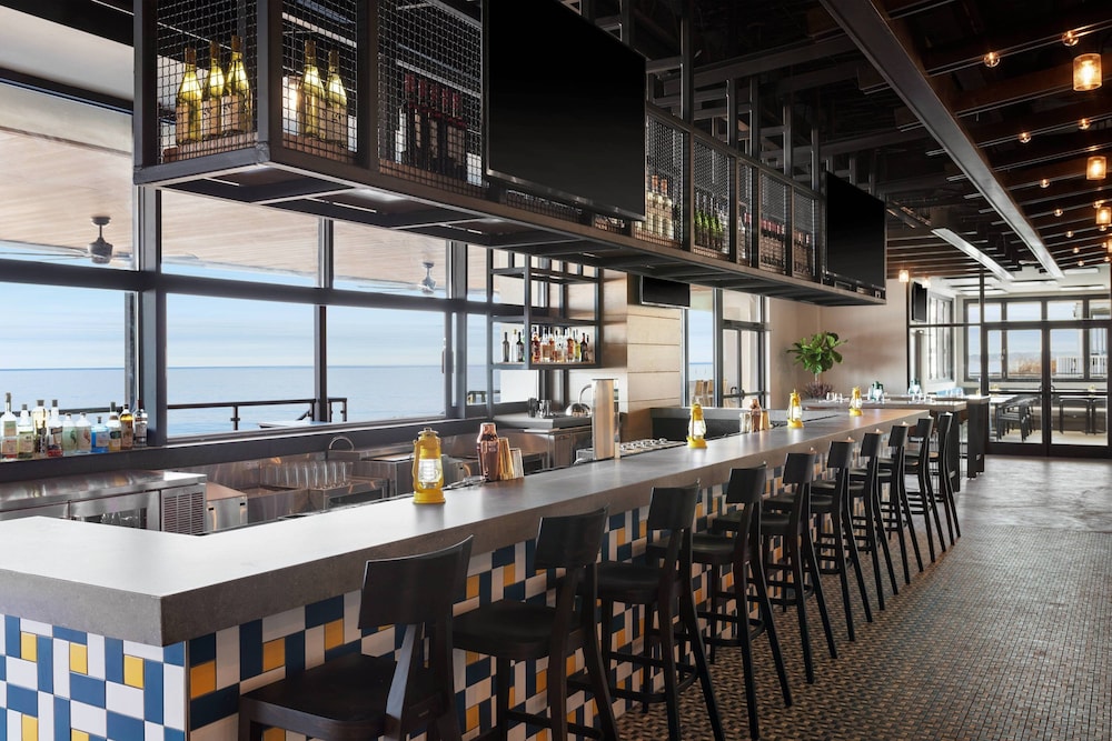 Delta Suites by Marriott Virginia Beach Waterfront 38/46