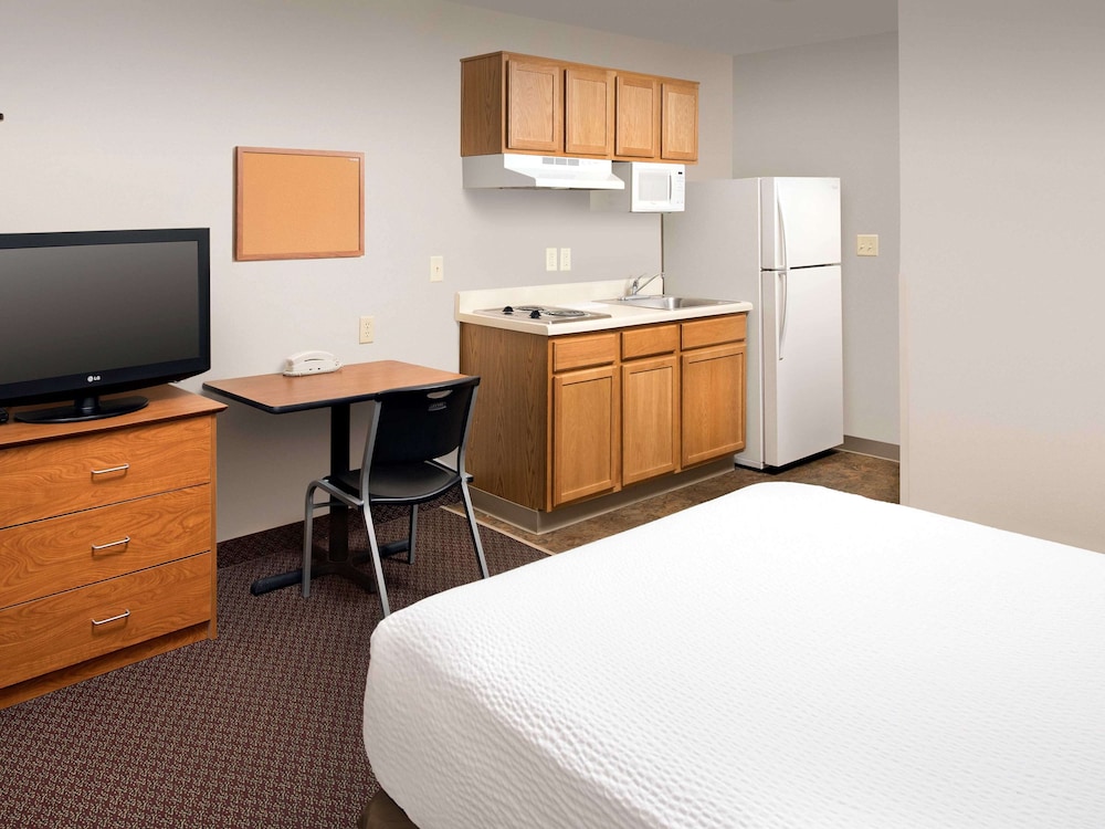 Extended Stay America Select Suites - Kalamazoo - West 34/43