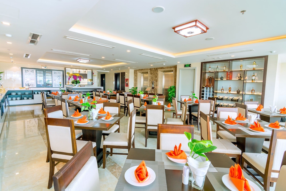 Dana Marina Hotel 54/65