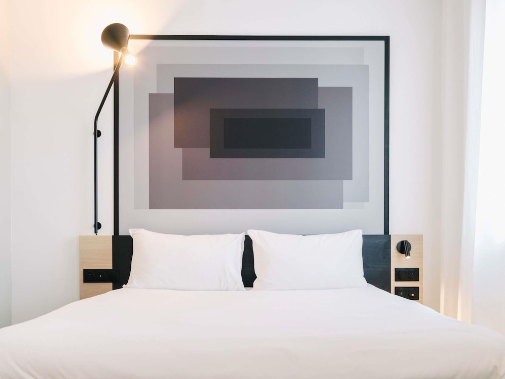 Standard, Double Bed, ibis Rouen Centre Rive Droite Pasteur 3/10