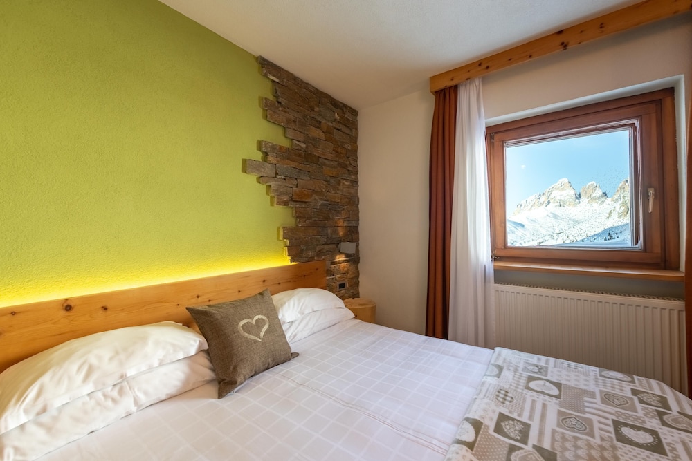 Hotel Col Di Lana 8/41
