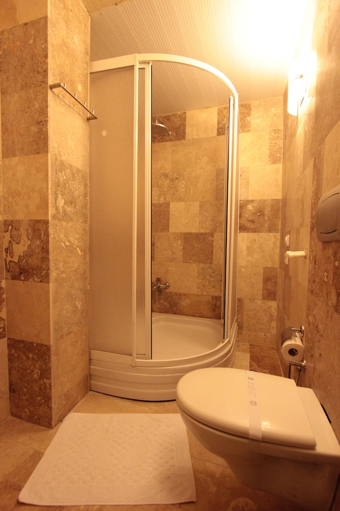Guven Cave Hotel 42/45