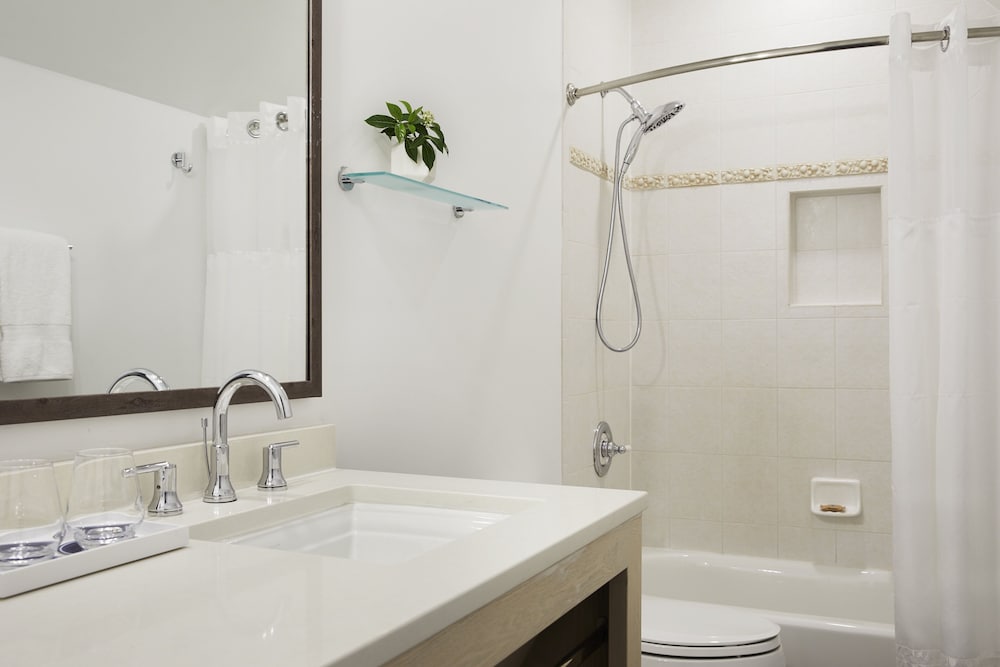Parrot Key Hotel & Villas 14/70