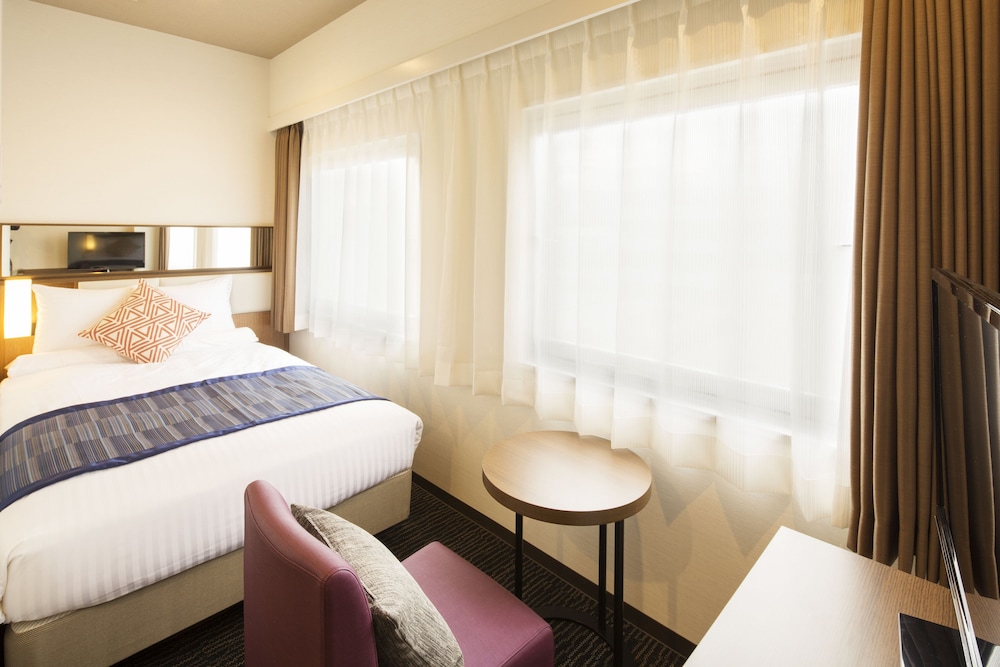 SUPERIOR, SEMI DOUBLE BED, NO CLEANING SERVICES, SMOKING