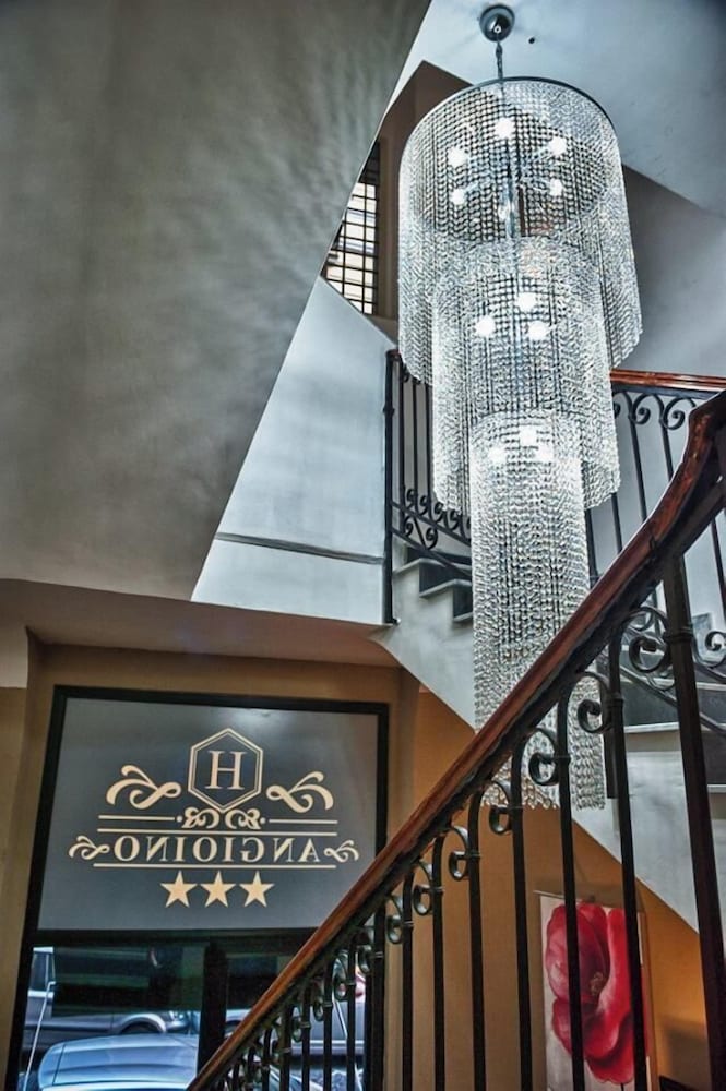 Hotel Angioino Spa 21/36
