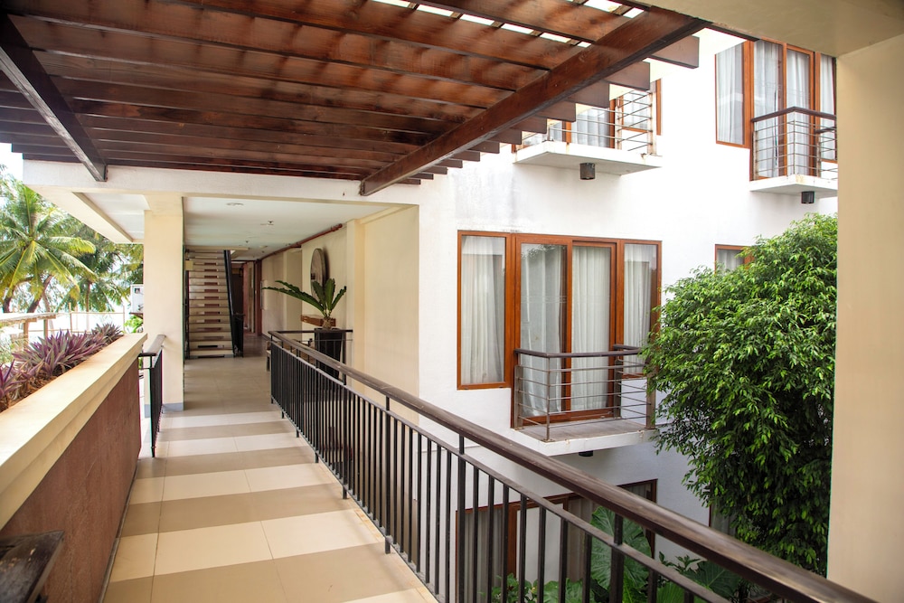 Crown Regency Beach Resort Boracay 7/75
