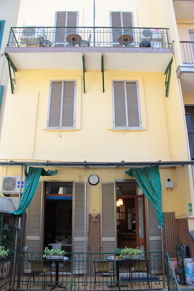 Hotel Dateo 4/63
