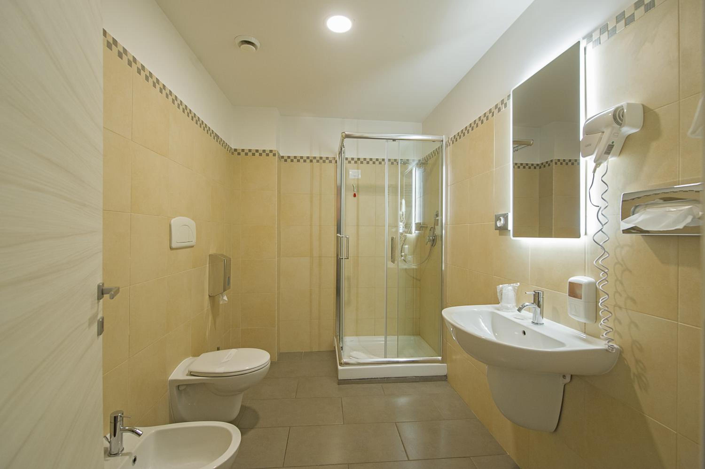 Hotel Testani Colleferro 57/58