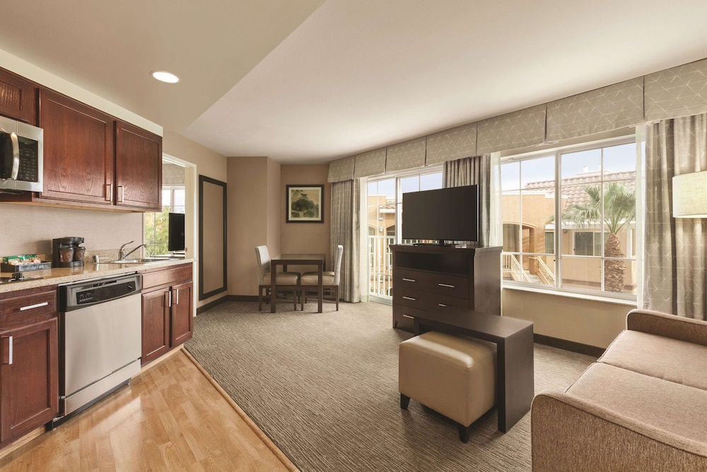 Homewood Suites by Hilton La Quinta 8/62
